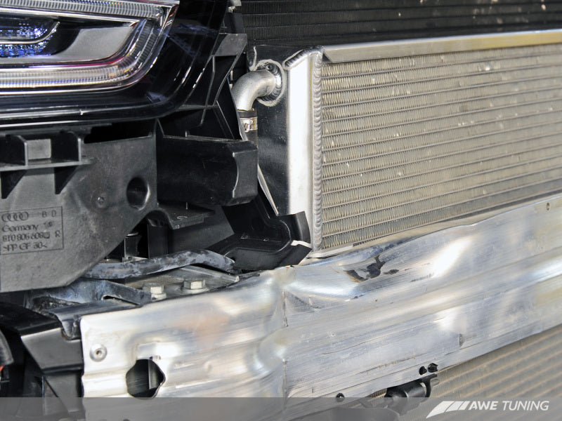 AWE Tuning B8 / 8R 3.0T ColdFront Trocador de calor
