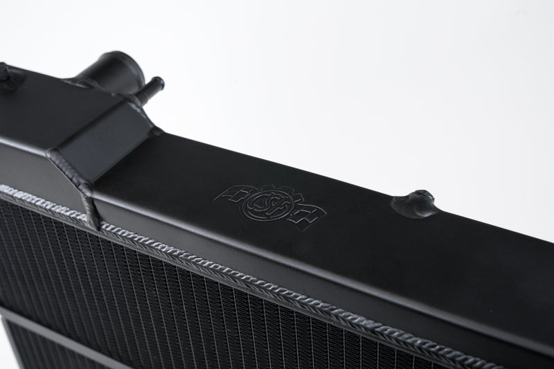 CSF Radiador de aluminio de alto rendimiento de 5 cilindros para chasis pequeño y clásico Audi
