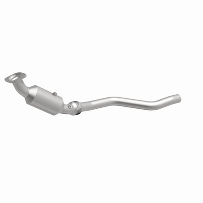 MagnaFlow Direct Fit Catalytic Converter 05-06 300/Magnum 5. OEM