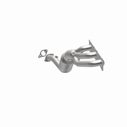 MagnaFlow Direct Fit Catalytic Converter 2008-2010 BMW 528i/528i xDrive 3.0L Underbody