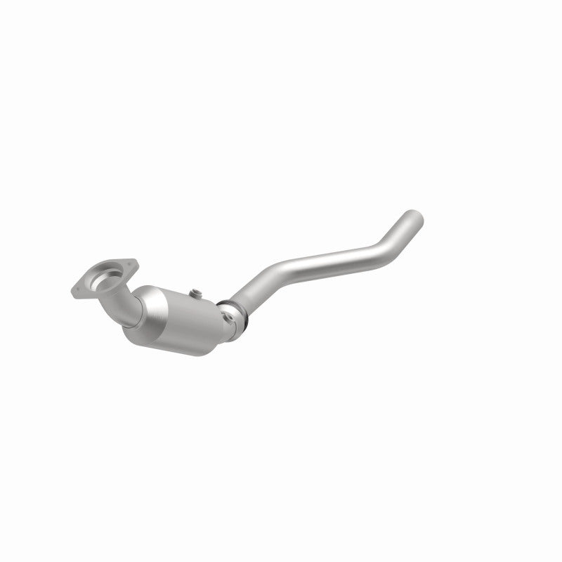 MagnaFlow Direct Fit Catalytic Converter 05-06 300/Magnum 5. OEM