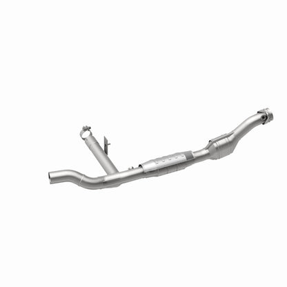 MagnaFlow Direct Fit Catalytic Converter 99 Ford F-150 4.6L