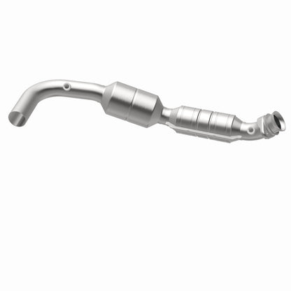 MagnaFlow Direct Fit Catalytic Converter 05-07 Ford E150 4.6L Driver Side