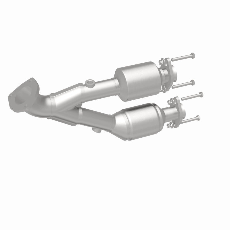 MagnaFlow Direct Fit Catalytic Converter 00-01 Cherokee Front 4.0L
