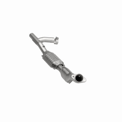 MagnaFlow Direct Fit Catalytic Converter 99-02 Expedition 5.4L 4wd