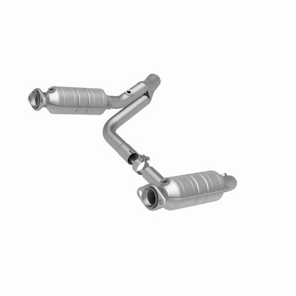 MagnaFlow Direct Fit Catalytic Converter RAIDER- 2006 8 4.7L OEM