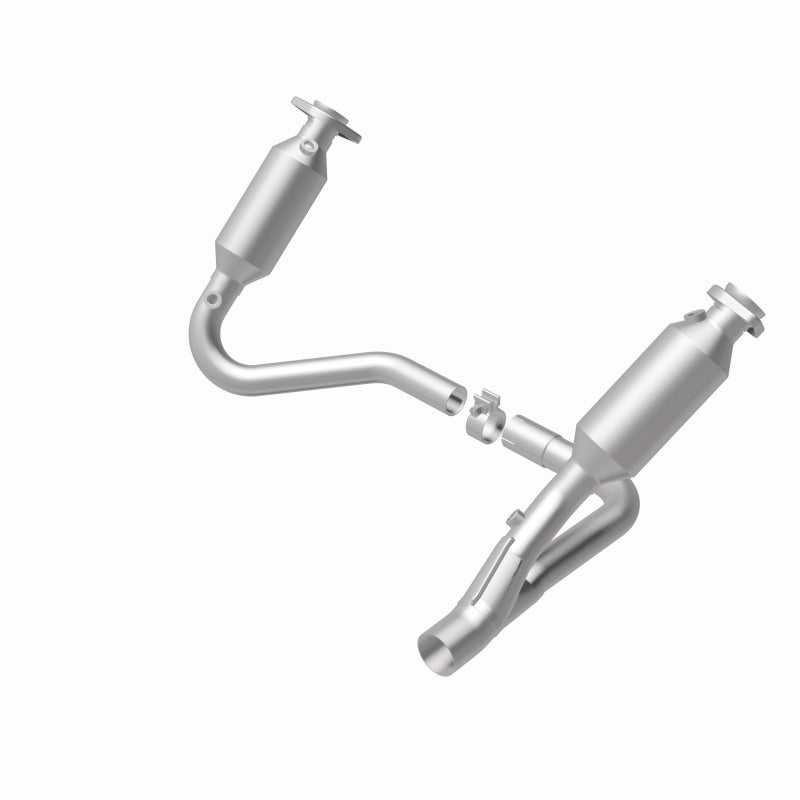 MagnaFlow Direct Fit Catalytic Converter California Grade 07-08 Dodge Durango 3.7L