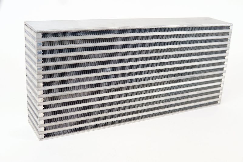 CSF Magnum 900+hp Bar &amp; Plate Intercooler Core - 20 pol. C x 12 pol. A x 4 pol. L