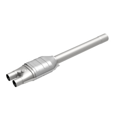 MagnaFlow Direct Fit Catalytic Converter 93-97 Chrysler 3.5L Rear Co