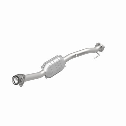 MagnaFlow Direct Fit Catalytic Converter 02-05 Trailblazer 4.2L OEM