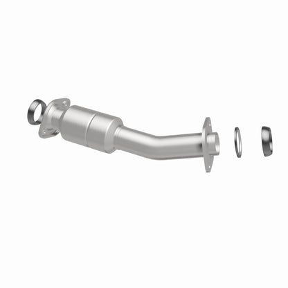 MagnaFlow Direct Fit Catalytic Converter 11-15 Sienna 3.5 Underbody