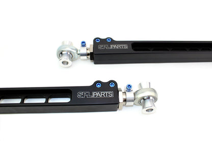 SPL Parts 2009+ Nissan 370Z Tras Toe Arms (Versão Billet)