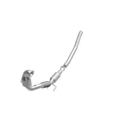 MagnaFlow Direct Fit Catalytic Converter 15-16 Audi A3 2.0L