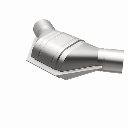 MagnaFlow Universal Catalytic Converter 2.5 Angled In/Out