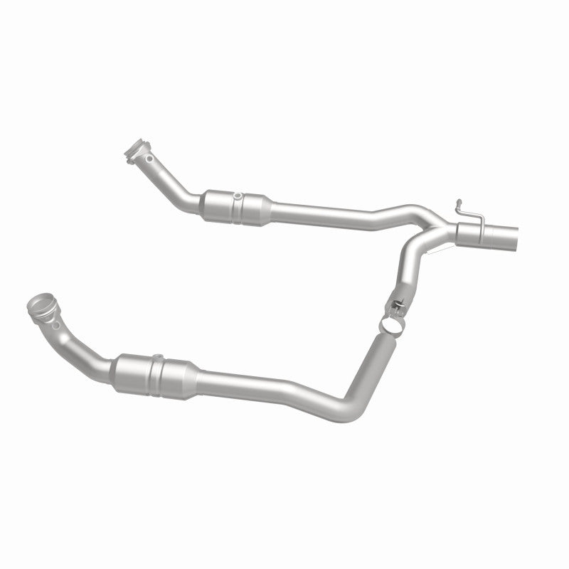 MagnaFlow Direct Fit Catalytic Converter 2009-2012 E-150 5.4 L Underbody