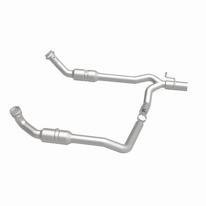 MagnaFlow Direct Fit Catalytic Converter 2009-2012 E-150 5.4 L Underbody