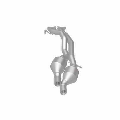 MagnaFlow Direct Fit Catalytic Converter 07 VW Touareg 3.6L Rear