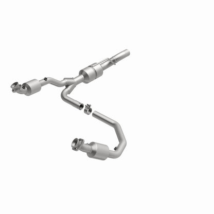 MagnaFlow Direct Fit Catalytic Converter Dodge 01-02 Ram 1500/2500/3500 Van 5.9L
