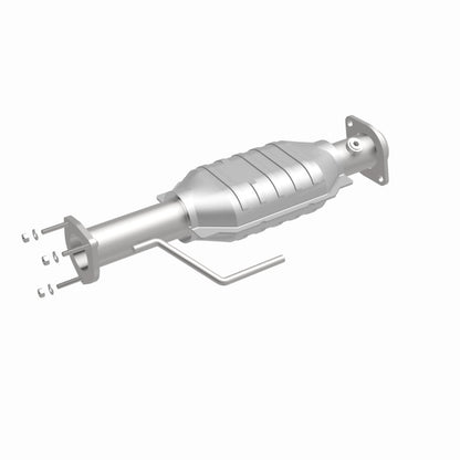 MagnaFlow Direct Fit Catalytic Converter Jeep Wrangler 00-04 OEM