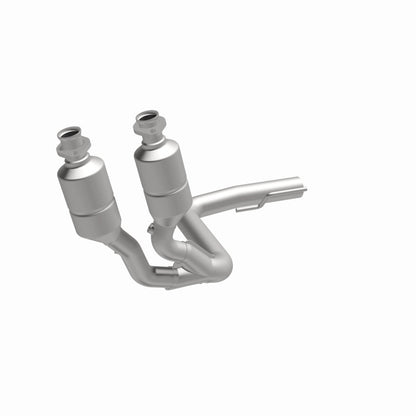 MagnaFlow Direct Fit Catalytic Converter 99-00 Grand Cherokee 4.0L