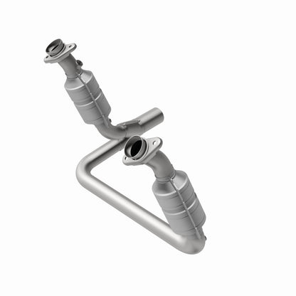 MagnaFlow Direct Fit Catalytic Converter 04 Dodge Durango 3.7L/4.7L