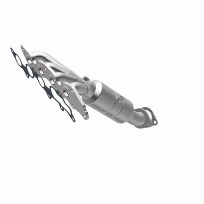 MagnaFlow Direct Fit Catalytic Converter 08-09 Ford Focus 2.0L