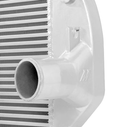 Mishimoto 01-05 Chevrolet 6.6L Duramax Intercooler (Plata)