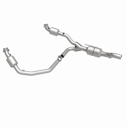MagnaFlow Direct Fit Catalytic Converter Dodge 01-02 Ram 1500/2500/3500 Van 5.9L