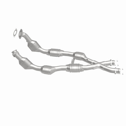 MagnaFlow Direct Fit Catalytic Converter 96-98 Mustang GT 4.6L 50S