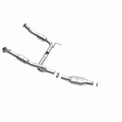 MagnaFlow Direct Fit Catalytic Converter Explorer 02-04 4.6L OEM