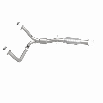 MagnaFlow Direct Fit Catalytic Converter 00-03 Chevy S-10 4.3L