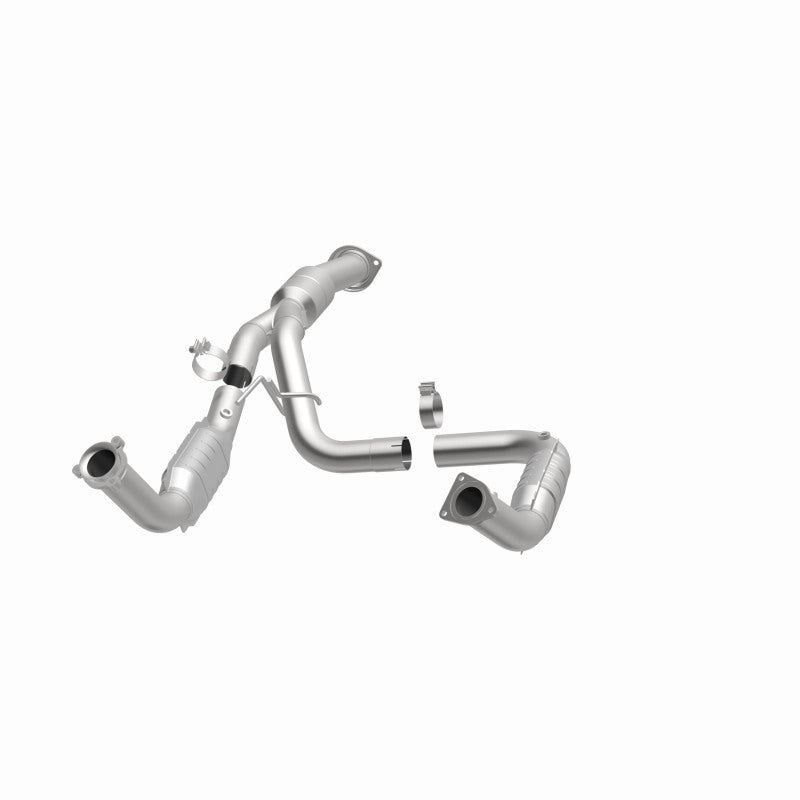 MagnaFlow Direct Fit Catalytic Converter 11-13 Chev Silverado 2500 HD/3500 HD 6.0L