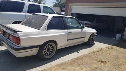Big Duck Club - BMW E30 Coupe Rear Overfenders - M3 Style (+50mm)
