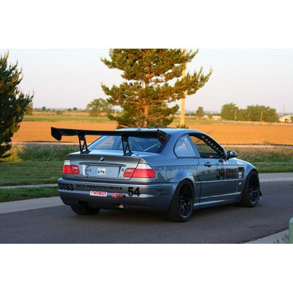 APR Performance - BMW E46 Serie 3 / M3 GTC-300 Ala ajustable de 61" 2001-2006 (AS-106143)