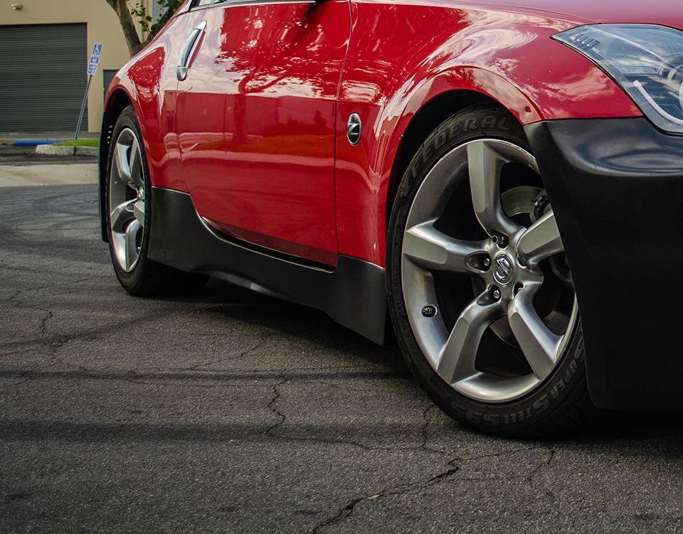 KBD - Nissan 350Z 2003-2008 357Mag Estilo Faldones laterales de poliuretano de 2 piezas (37-6084)