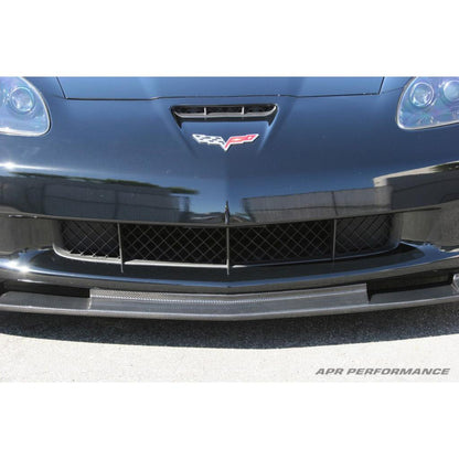 APR Performance - Chevrolet Corvette C6 Z06 Front Air Dam versão 2 com reforço de pára-choques 2006-2013 (Z06 / Grand Sport apenas) (FA-208426)