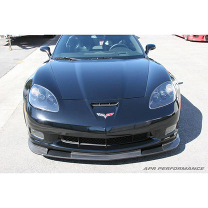 APR Performance - Chevrolet Corvette C6 Z06 Front Air Dam versão 2 com reforço de pára-choques 2006-2013 (Z06 / Grand Sport apenas) (FA-208426)