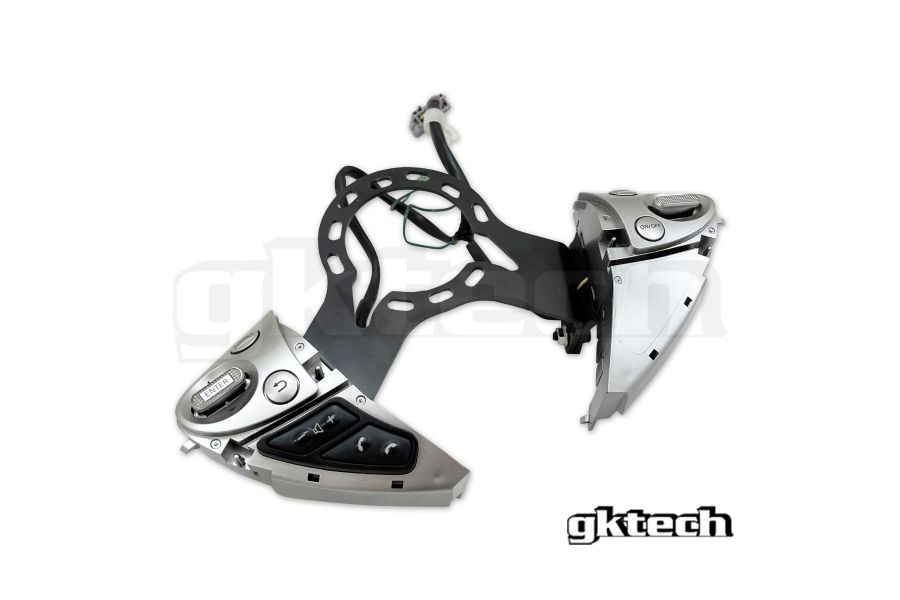 GKTech - Z34 370Z SUPORTE DE RELOCAÇÃO DE CONTROLE DE VOLANTE (Z34X-RELO)