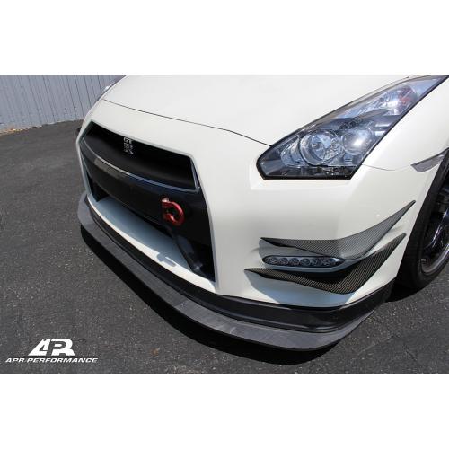 APR Performance - Nissan GTR R35 Front Bumper Canards 2012-2016 (AB-603512)