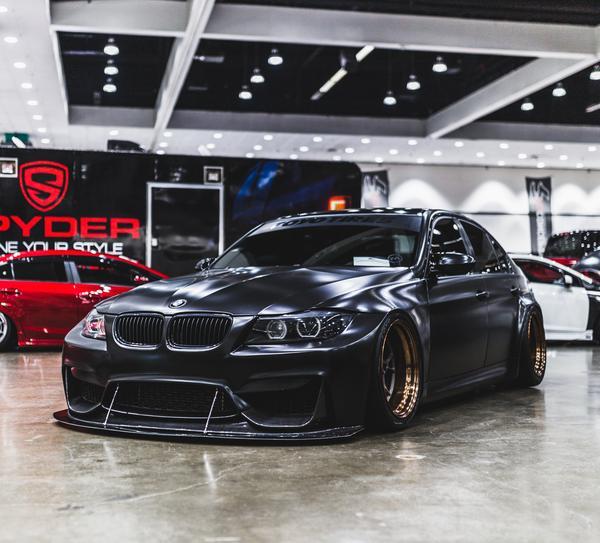 STREETFIGHTER LA - BMW E90 WIDE BODY KIT