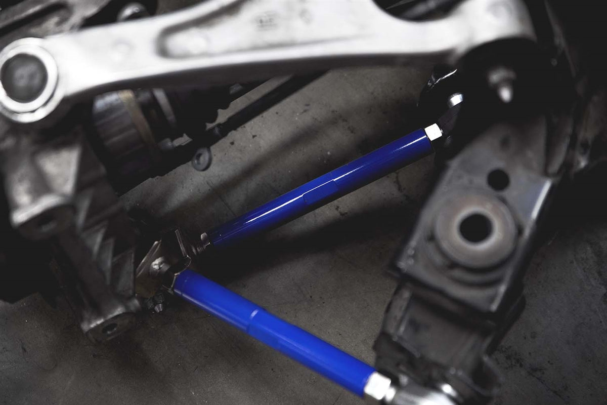 P2M - NISSAN R35 GTR REAR CAMBER ARMS (P2-RCAR35-HC)